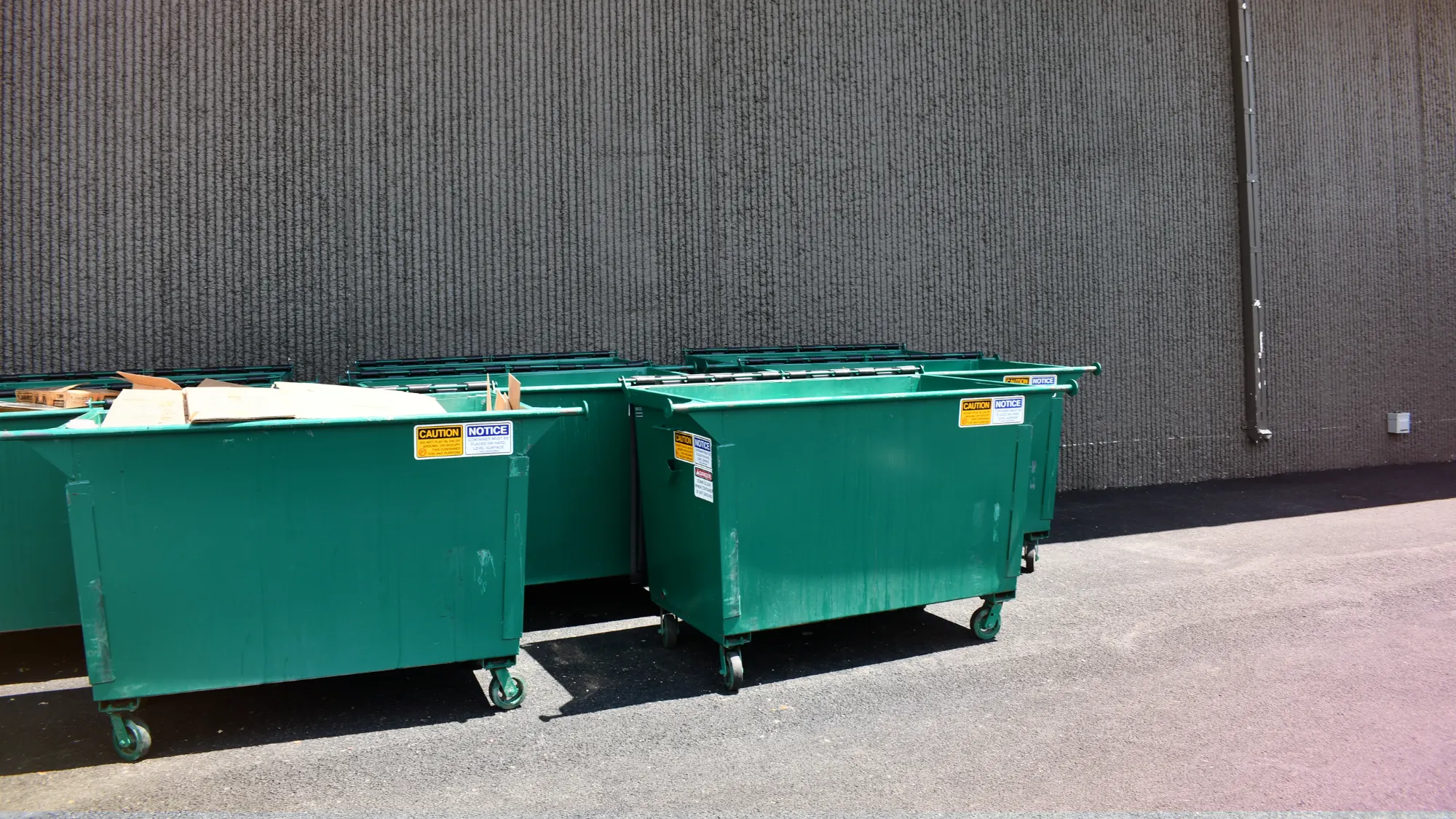 Connecticut dumpster rental sizes provide flexible waste removal options for homeowners and contractors tackling projects of all sizes.